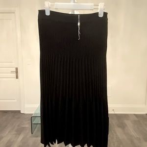 BOSS pleats below the knee slip skirt (midi) brand new, too big and not my style